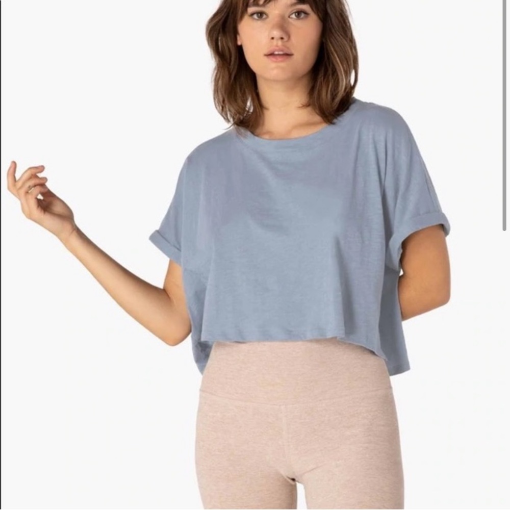 Blue crop yoga tee XL